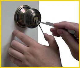 Metro Locksmith Services Mission Hills, CA 818-491-5035 - 6-lock-repair